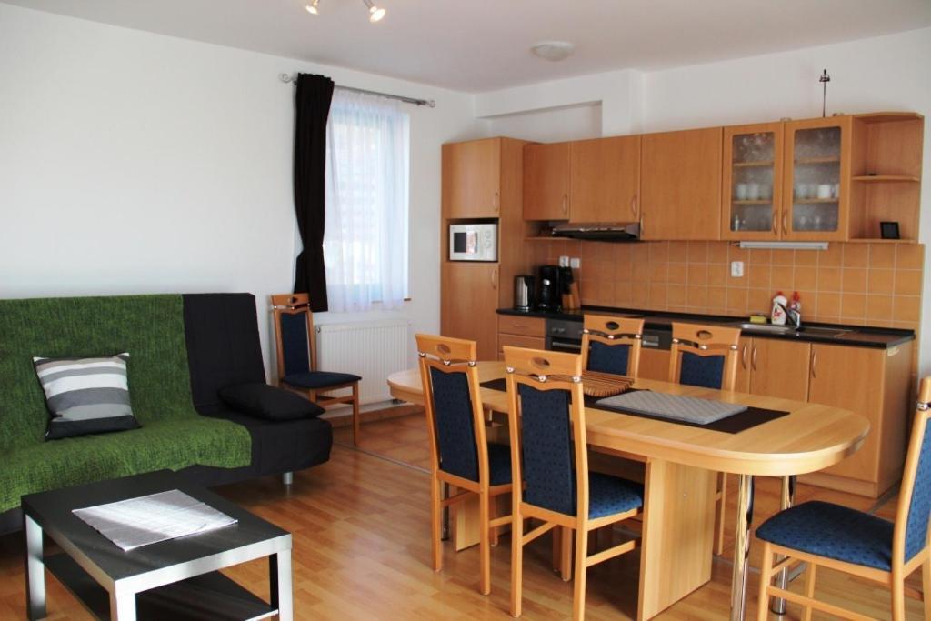 Apartman Adam 리프노나드비타보브 객실 사진
